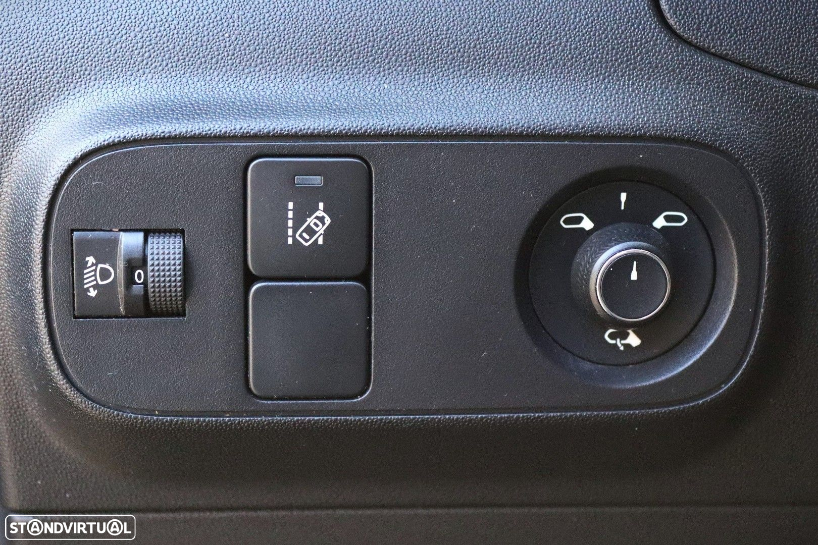 Citroën C3 1.2 PureTech Shine - 5