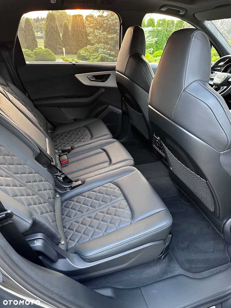 Audi Q7 - 40