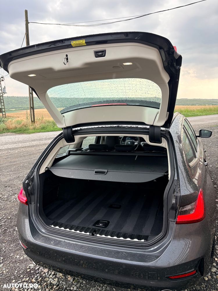 BMW Seria 3 320d Aut. - 8