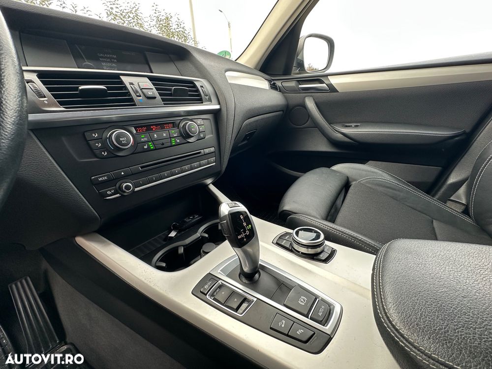 BMW X3 xDrive20d Aut. - 12