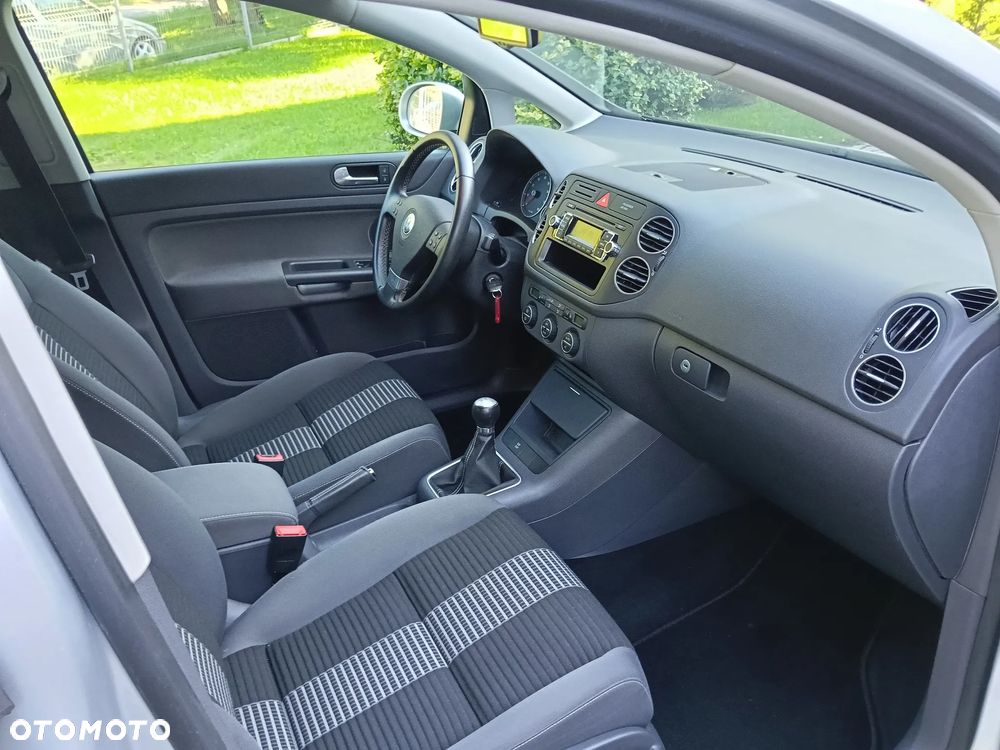 Volkswagen Golf Plus - 20