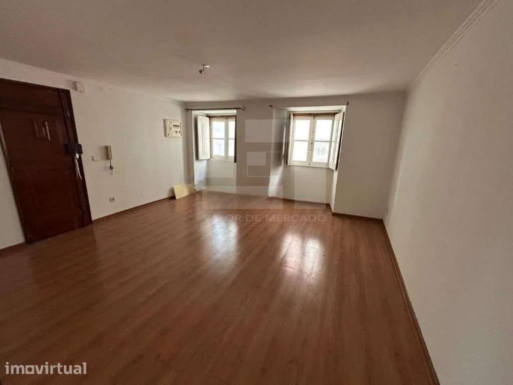 Apartamento T2 na Graça, Lisboa, perto de transportes públicos. - Grande imagem: 3/25