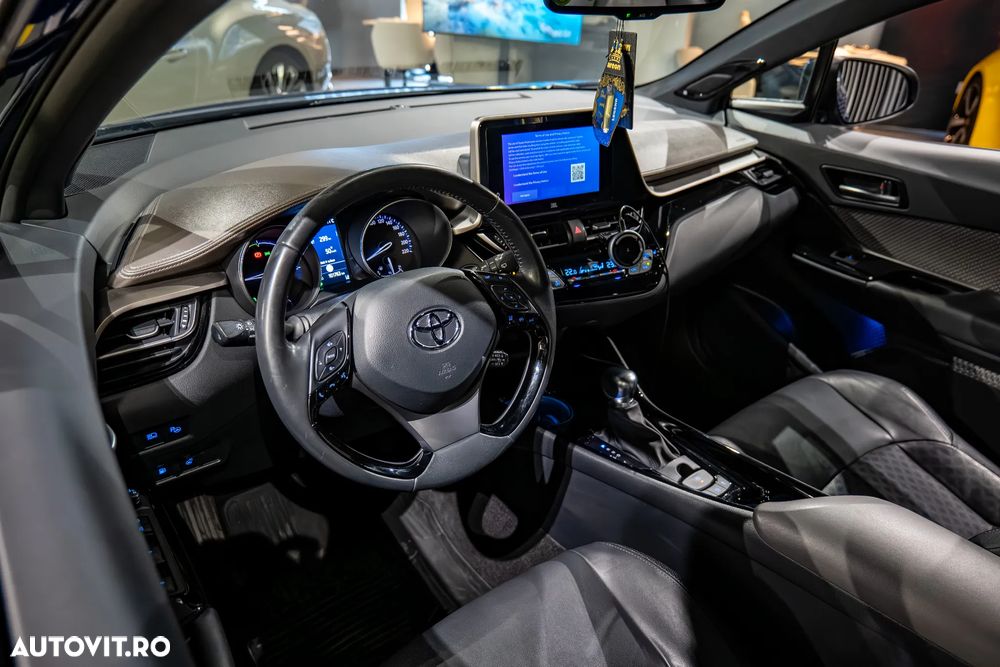 Toyota C-HR - 6