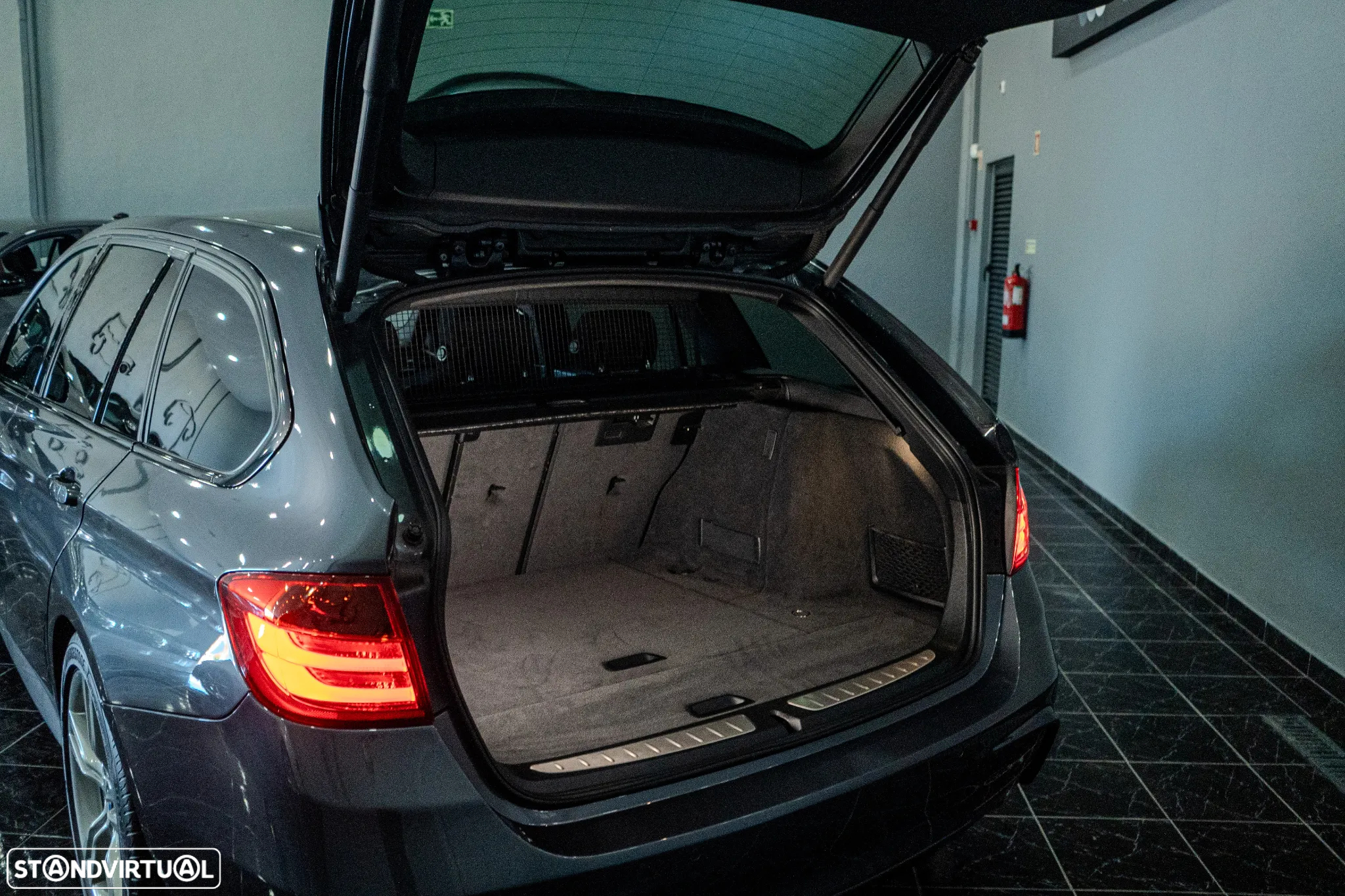 BMW 320 d Touring Auto Pack M - 16