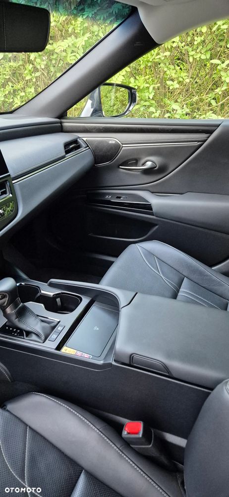 Lexus ES ver-300h-prestige - 17