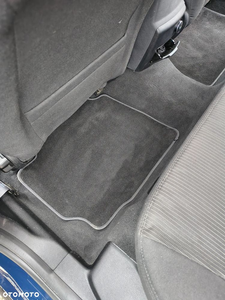 Ford Mondeo - 25