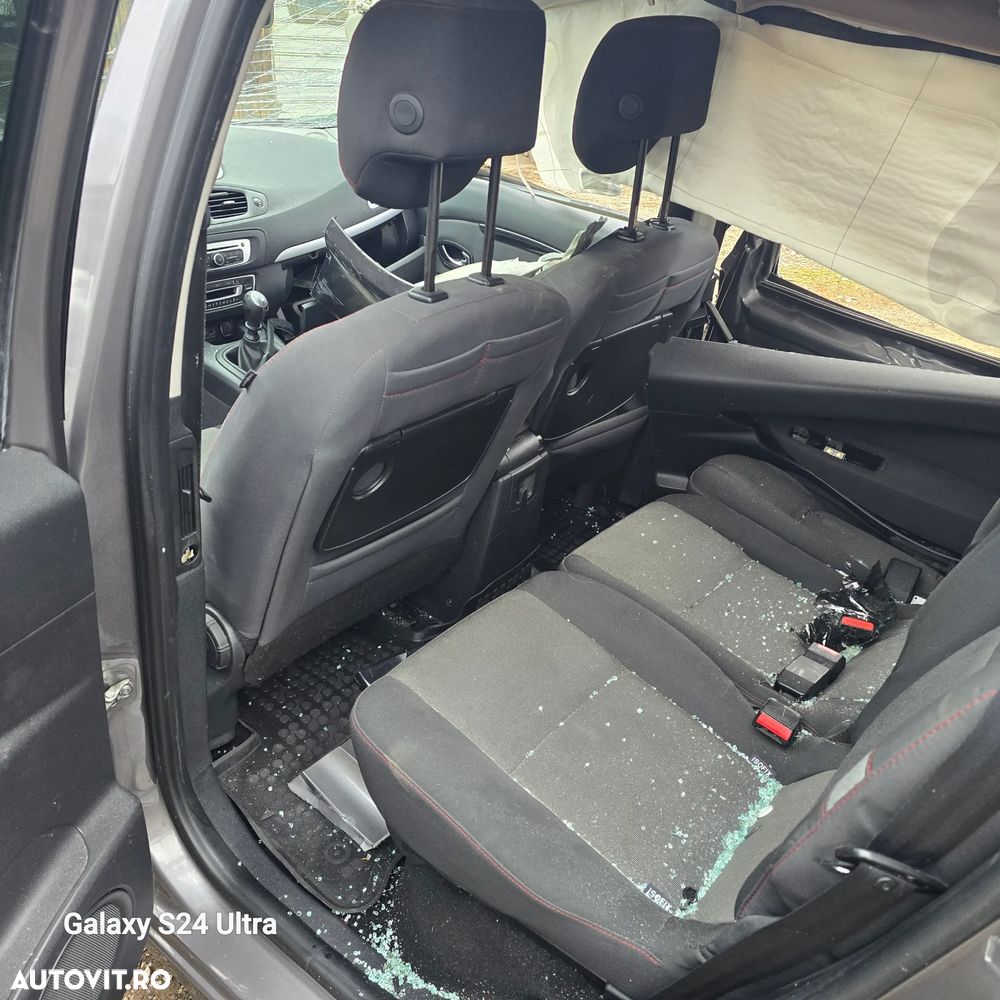 Motor Renault Megane Scenic 3 1.5 DCI euro 5 an 2015 fara anexe - 7