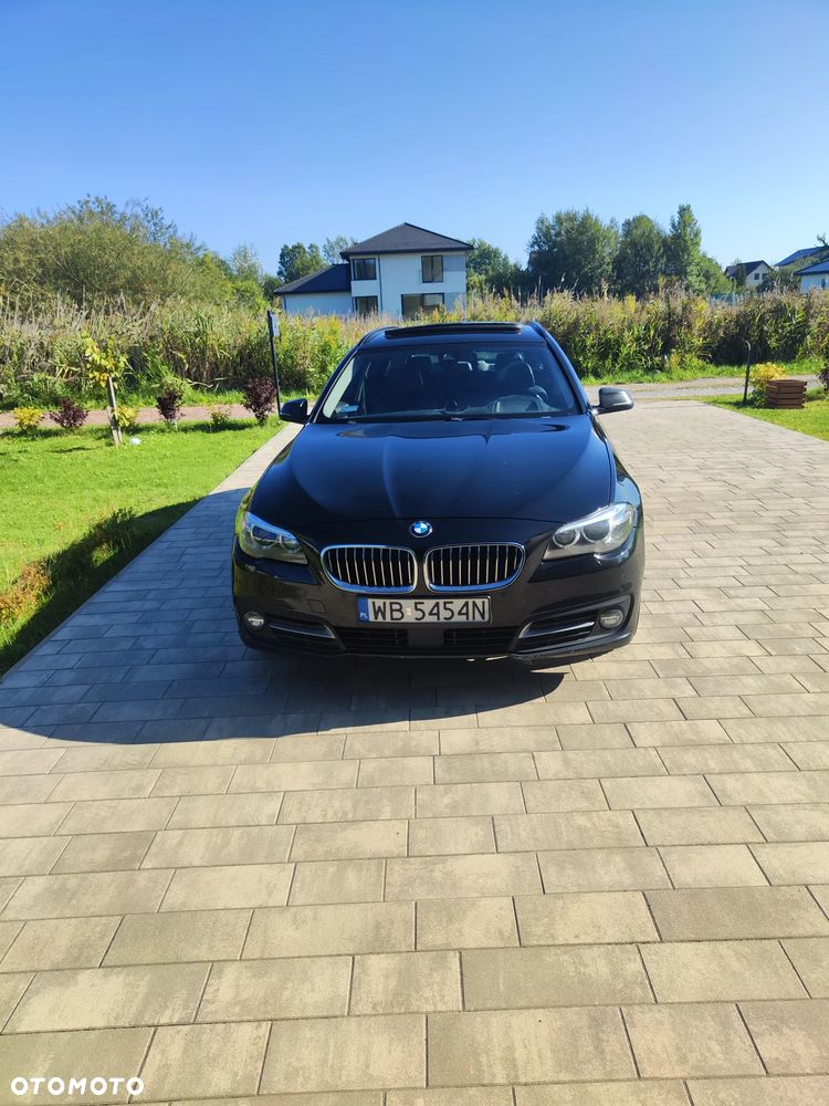 BMW Seria 5 525d Luxury Line - 6