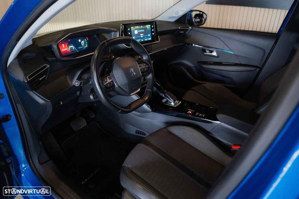 Peugeot e-208 50 kWh Allure - 3