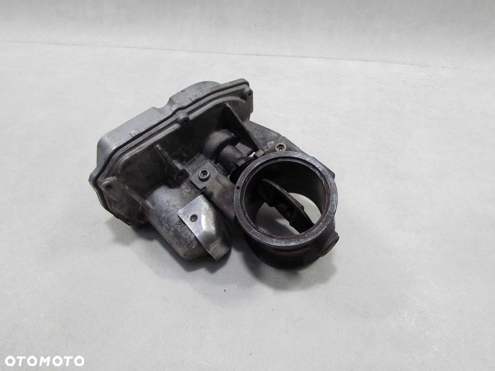 MITSUBISHI IVECO CANTER FUSO 7C15 E6 17R 13-21 PRZEPUSTNICA SPALIN EGR 5801763775 - 4