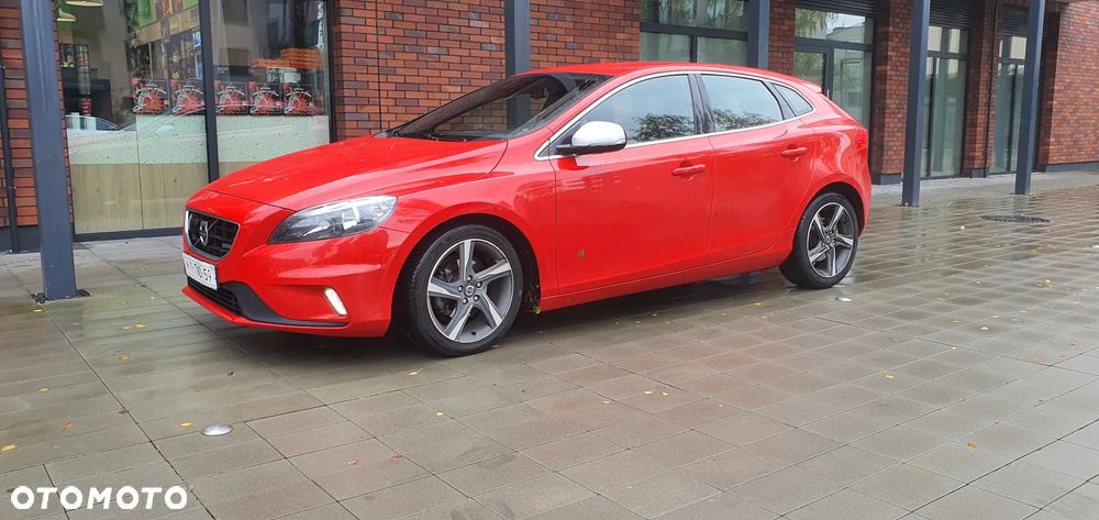 Volvo V40 D2 R Design - 1