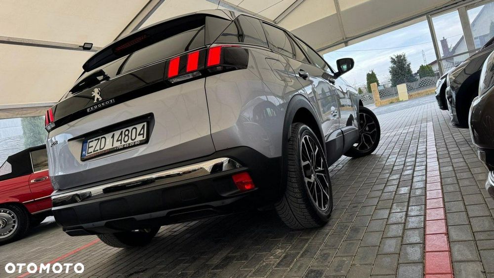 Peugeot 3008 1.2 PureTech Road Trip S&S - 32