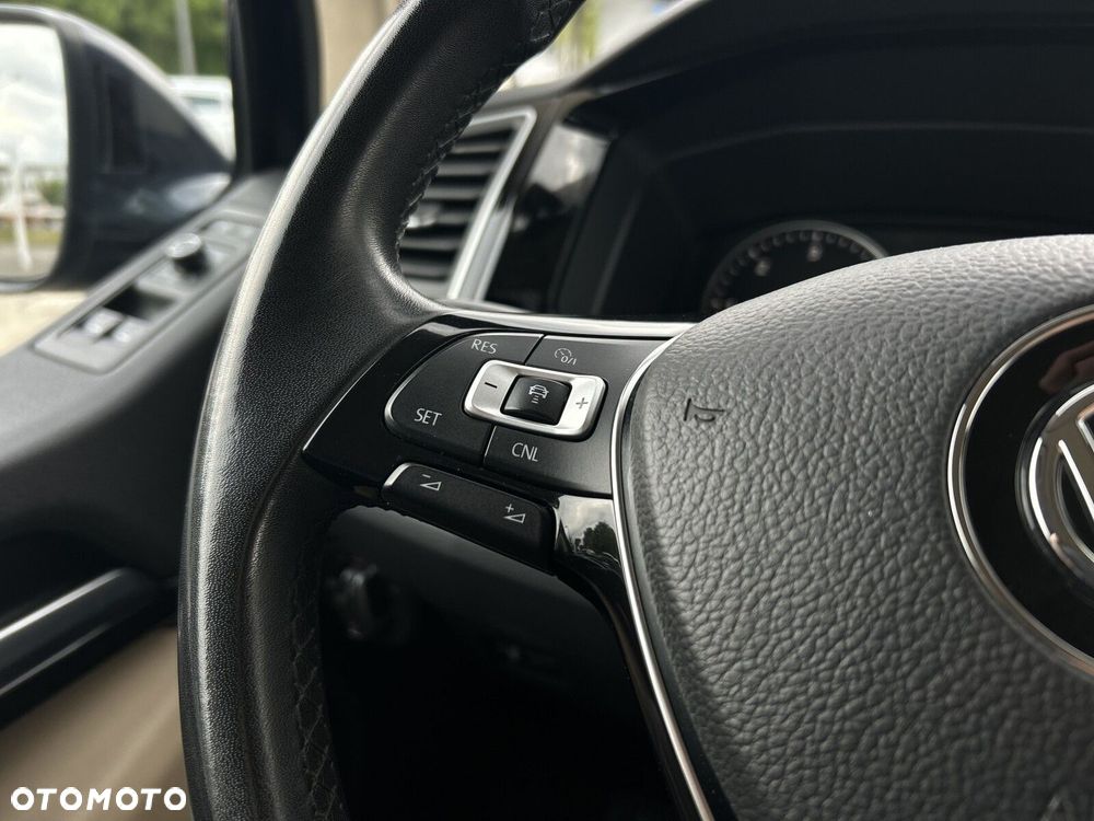 Volkswagen Multivan 2.0 BiTDI L1 Edition DSG - 24