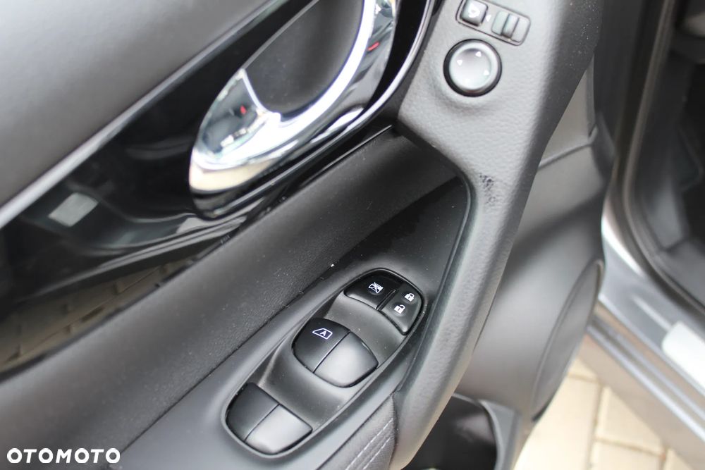 Nissan Qashqai 1.2 DIG-T 360 - 19