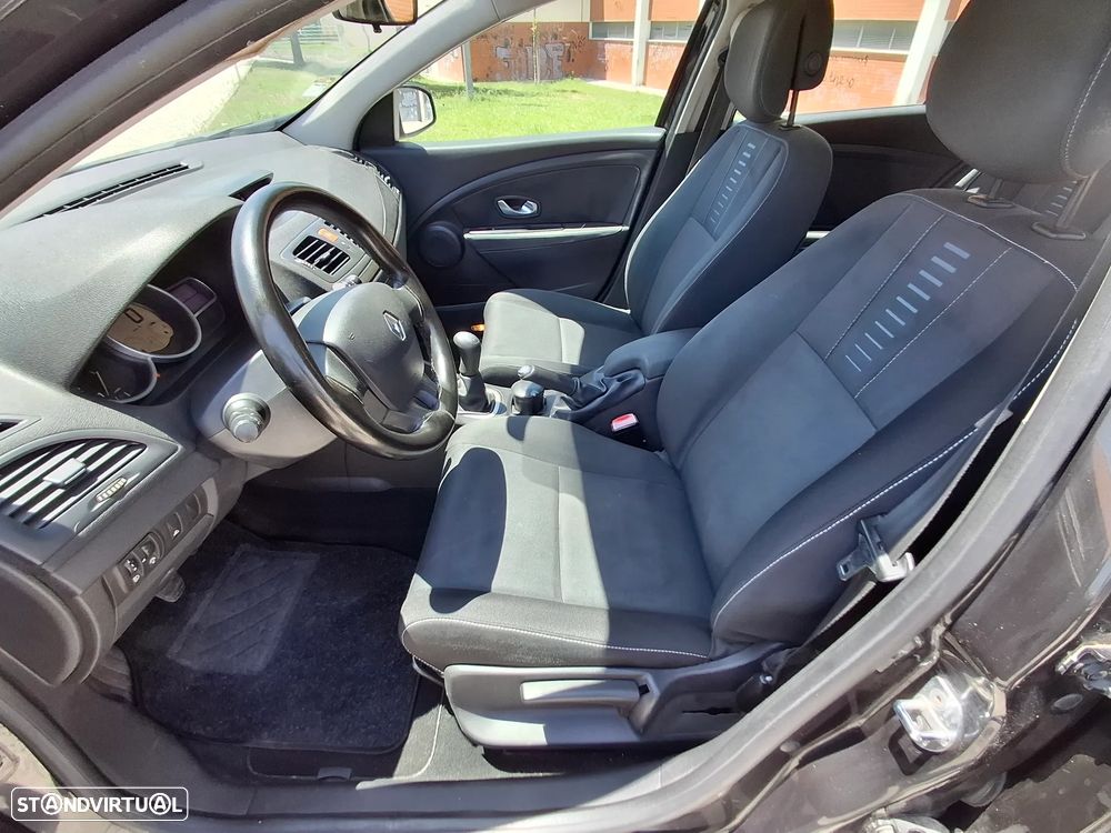 Renault Mégane 1.5 dCi Confort - 7