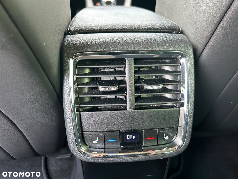 Skoda Octavia 2.0 TDI DSG 4x4 Scout First Edition - 15