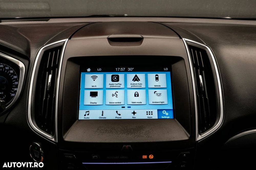 Ford Edge 2.0 TDCi Powershift Titanium - 23