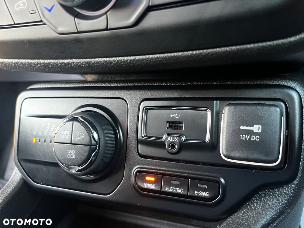 Jeep Renegade 1.3 T-GDI 4xe PLUG-IN Hybrid Automatik Limited - 32