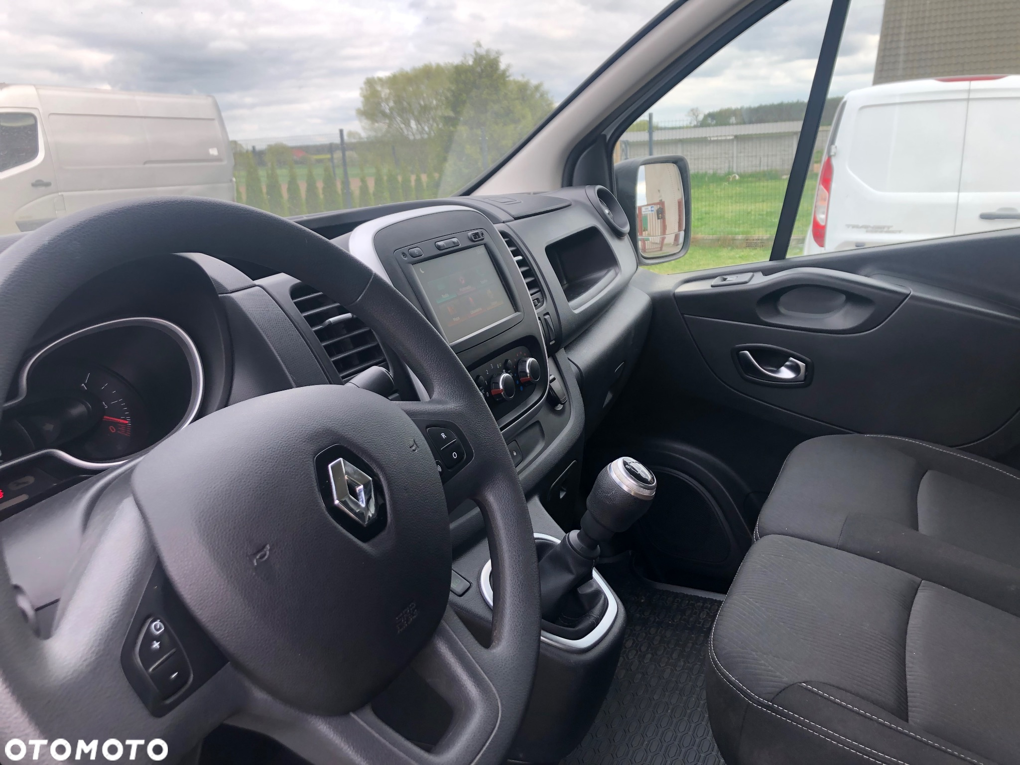 Renault Trafic - 9