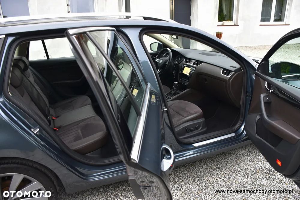 Skoda Octavia 2.0 TDI 4x4 L&K DSG - 25