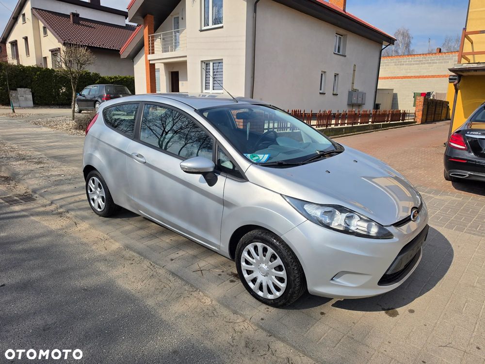 Ford Fiesta - 2