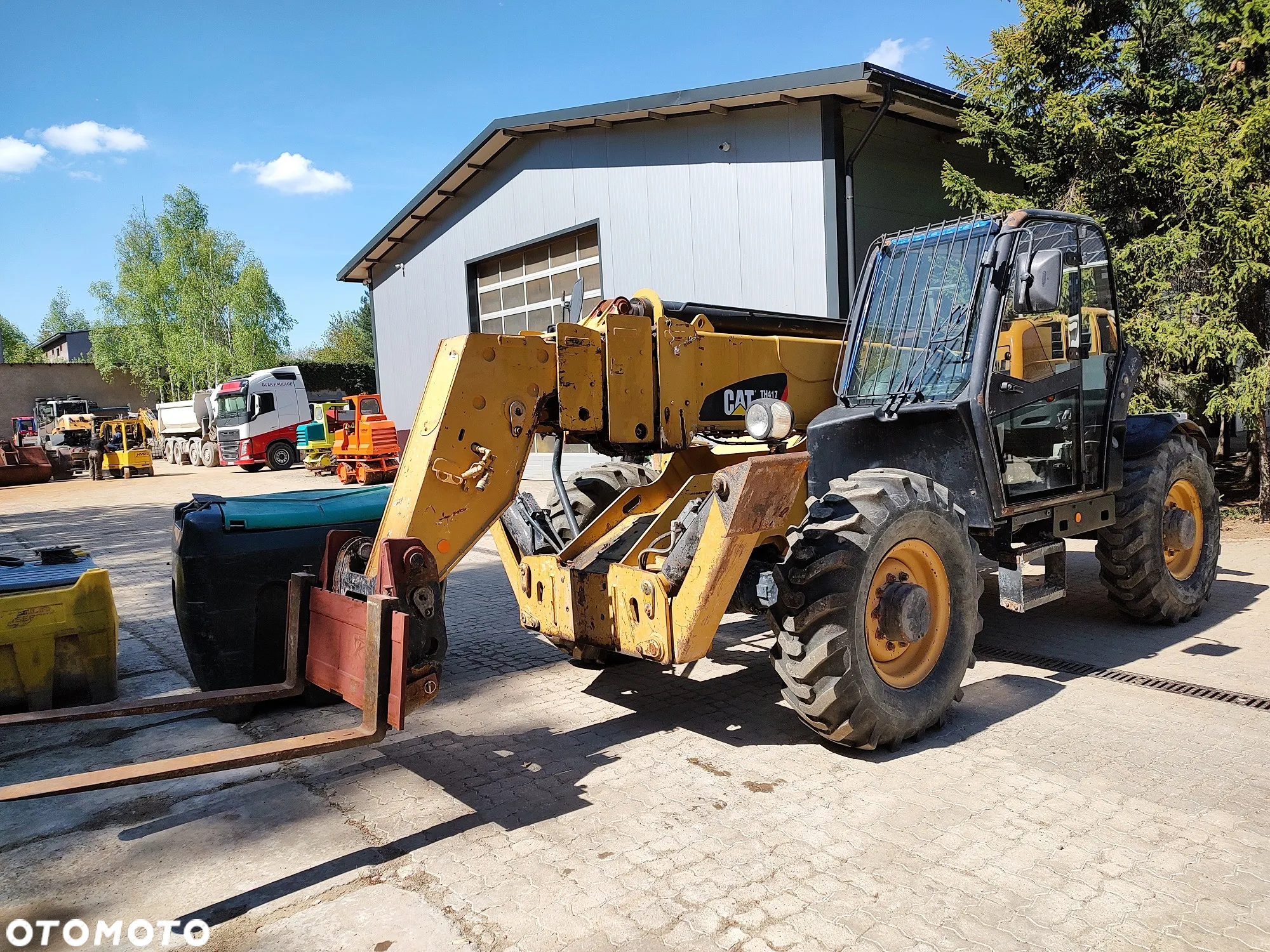Caterpillar TH417 - 2