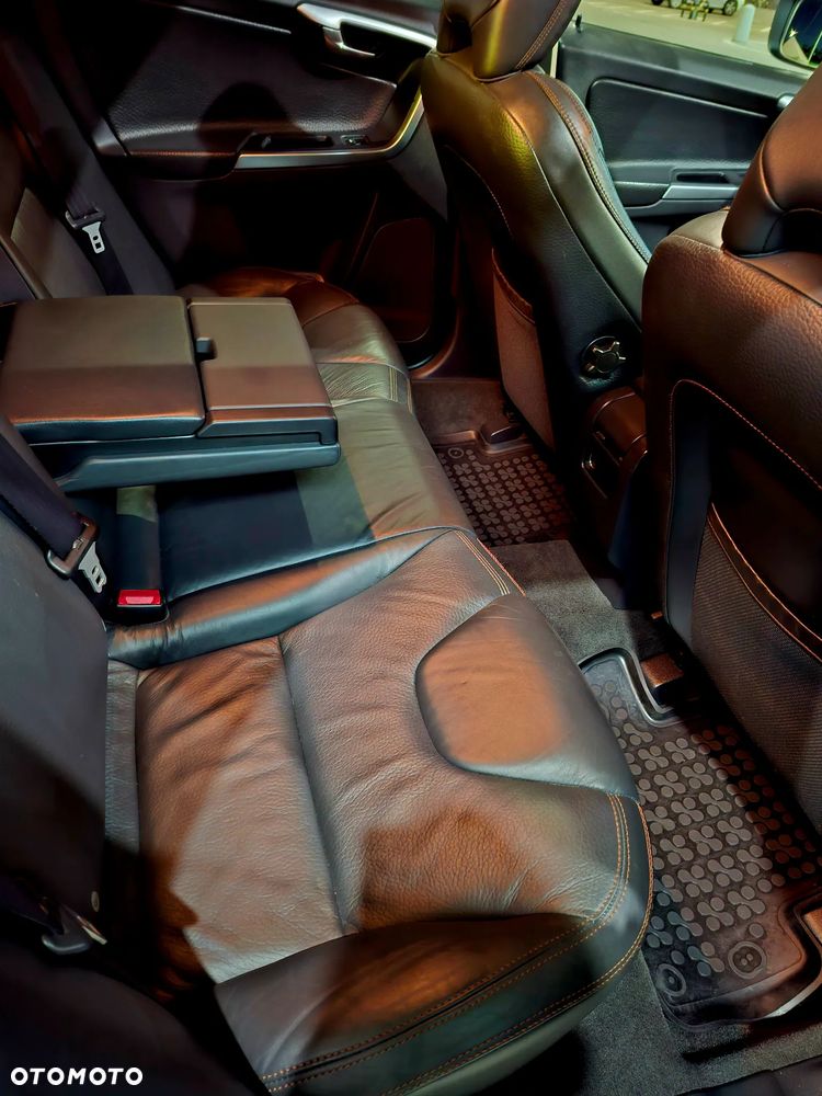 Volvo XC 60 - 5