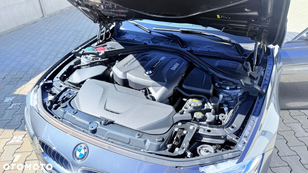 BMW Seria 3 330i xDrive Sport Line - 20