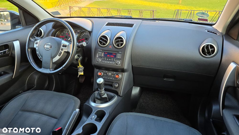 Nissan Qashqai - 12