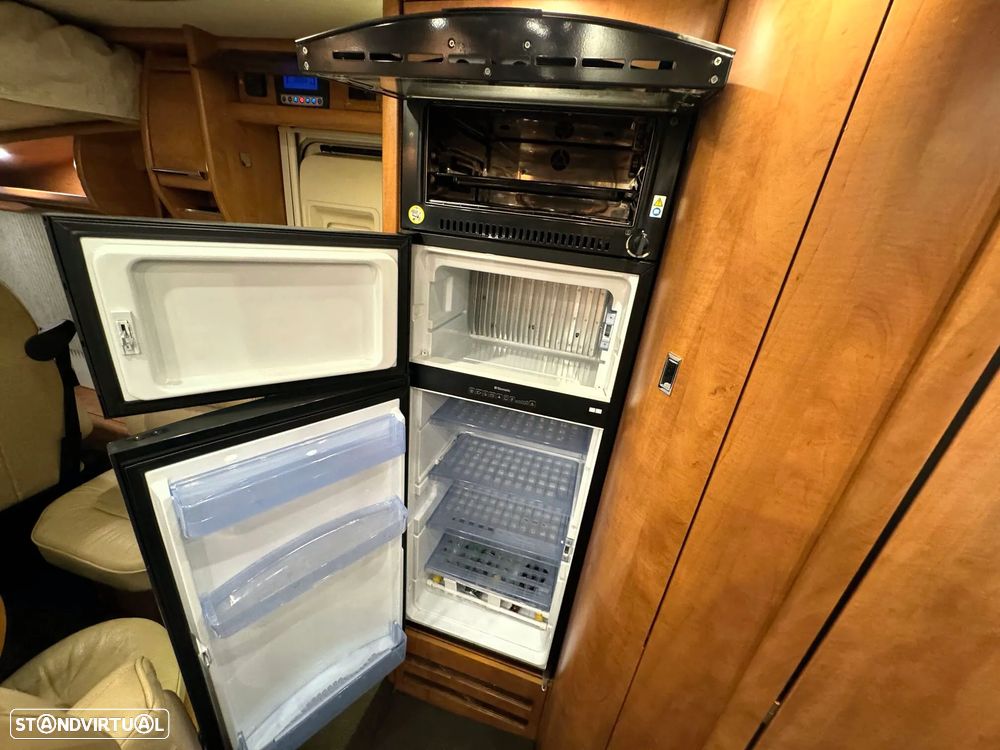 Carthago Chic C-Line 5.0 3.0JTD  (CAMA CENTRAL) - 25