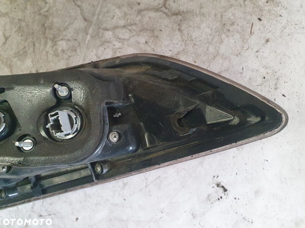 * LAMPA TYLNA PRAWA TYŁ PRAWO MAZDA 3 BL HB LED - 9