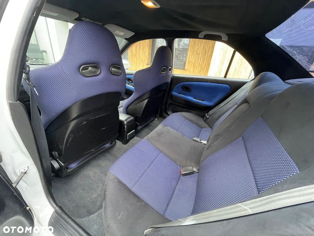 Mitsubishi Lancer Evolution - 16