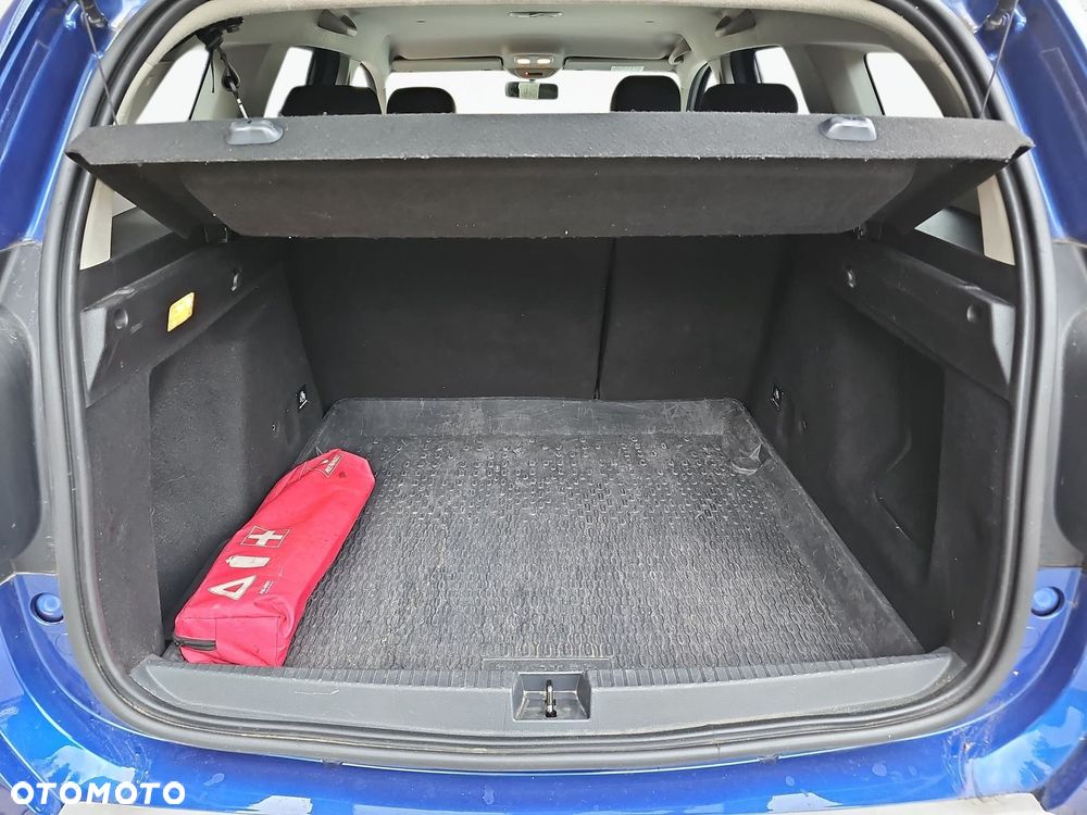 Dacia Duster 1.0 TCe SL Celebration - 37