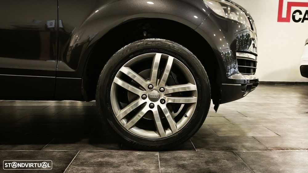 Audi Q7 - 6