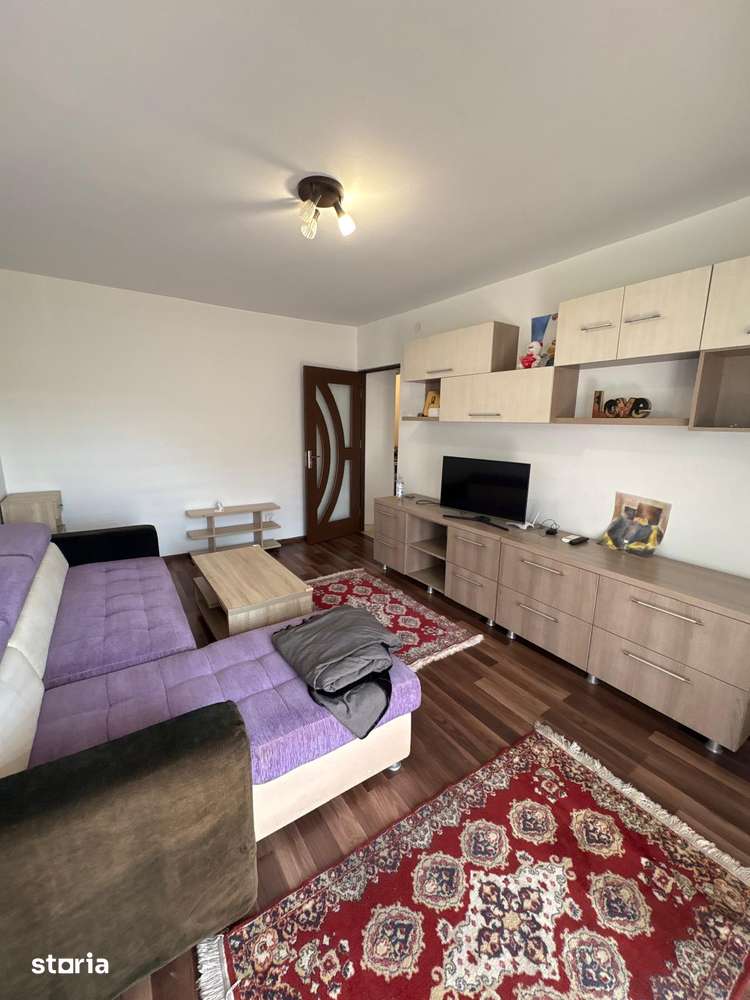 3 cam d et2/4 70 mp zona garii liber mob si utilat renovat — fotografia 1