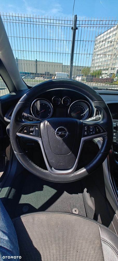 Opel Astra 1.7 CDTI DPF Cosmo - 28