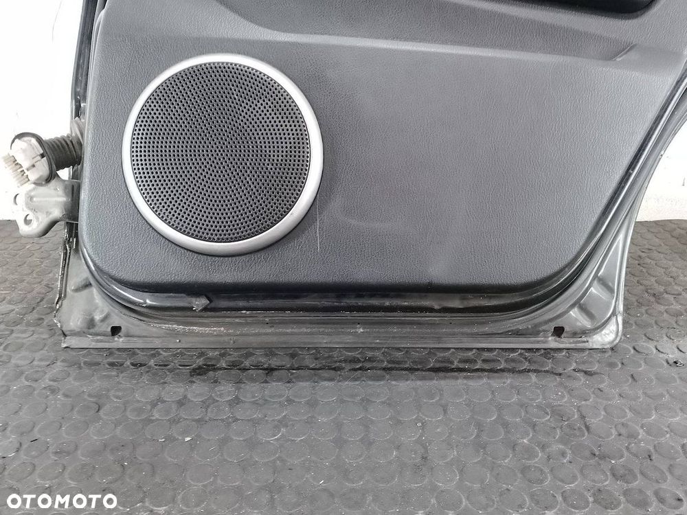 DRZWI TYŁ PRAWY  SSANGYONG REXTON LAK - 2