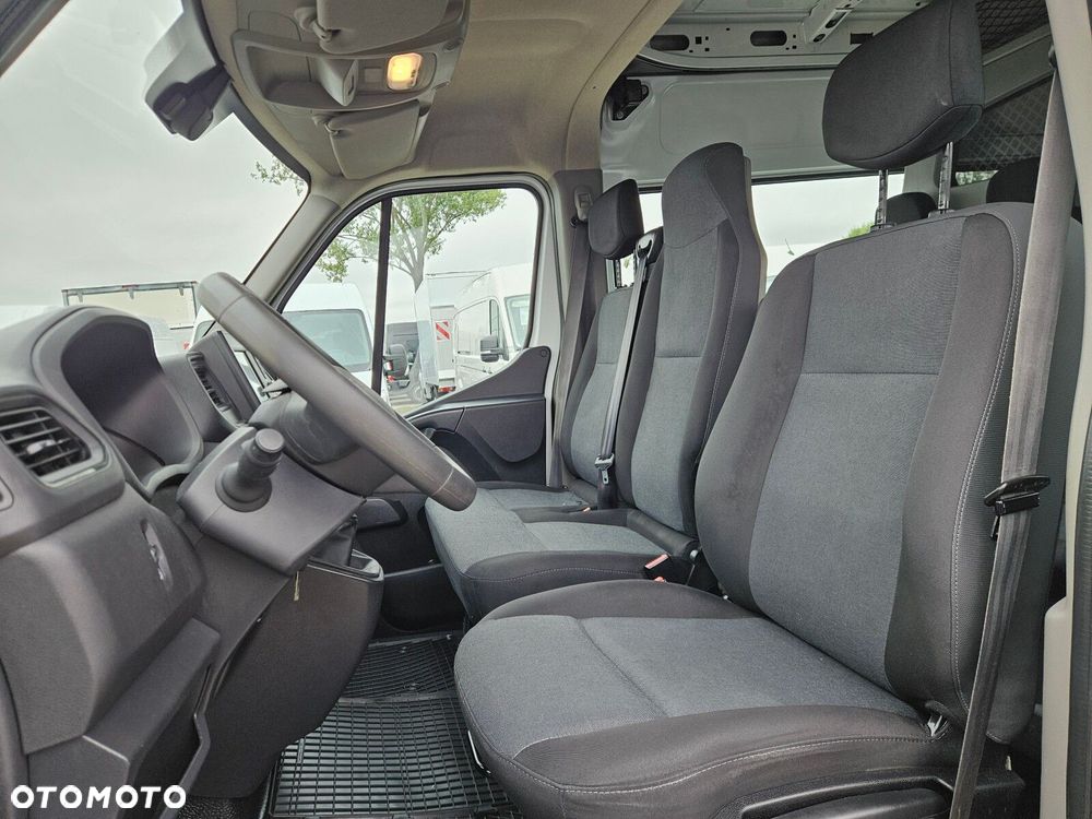 Renault Master L3H2 *109999zł Netto* Brygadówka 7 osób 2.3 dCi/150KM - 19