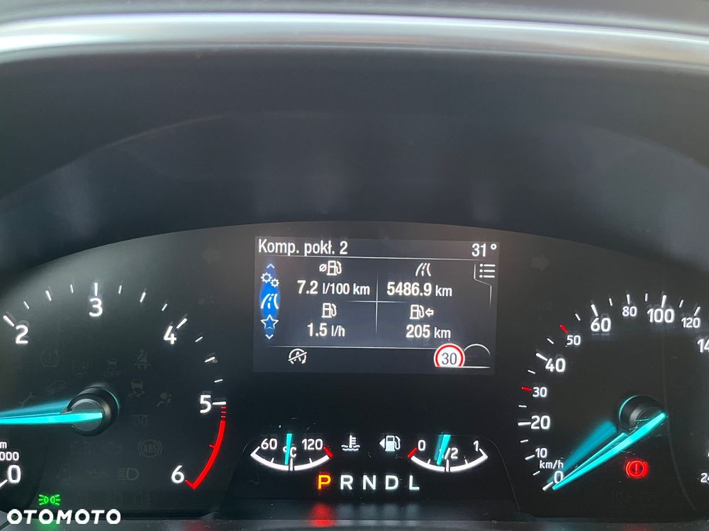 Ford Focus 2.0 EcoBlue Titanium - 11