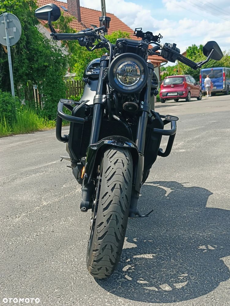 Yamaha XSR - 4