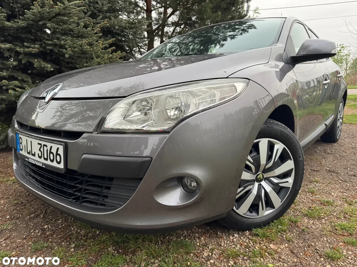 Renault Megane 1.6 16V 110 LIMITED - 3