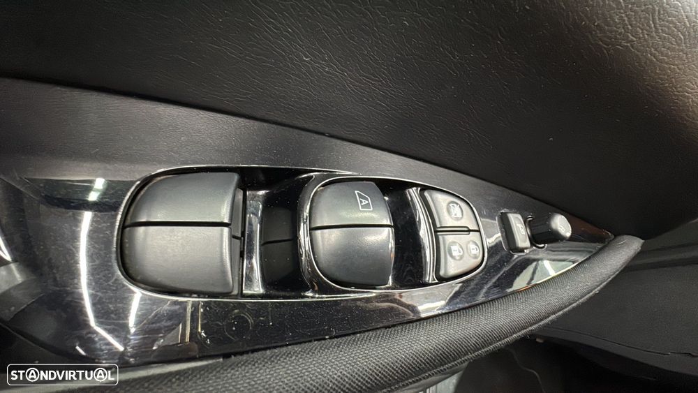 Nissan Leaf N-Connecta - 22