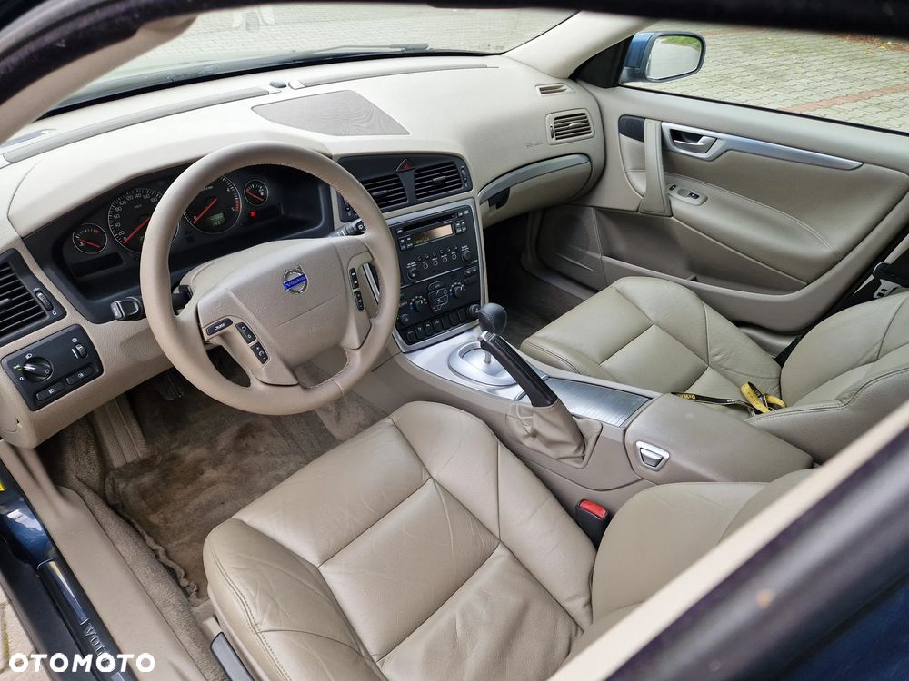 Volvo V70 2.4D Summum - 11