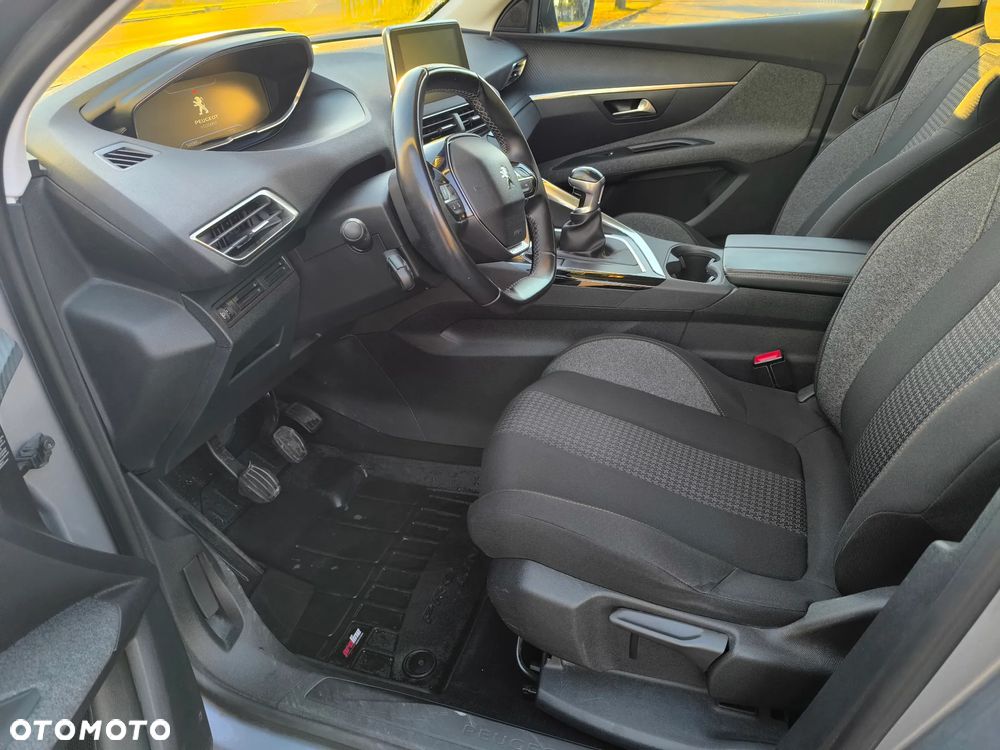 Peugeot 3008 1.5 BlueHDi Active S&S - 11