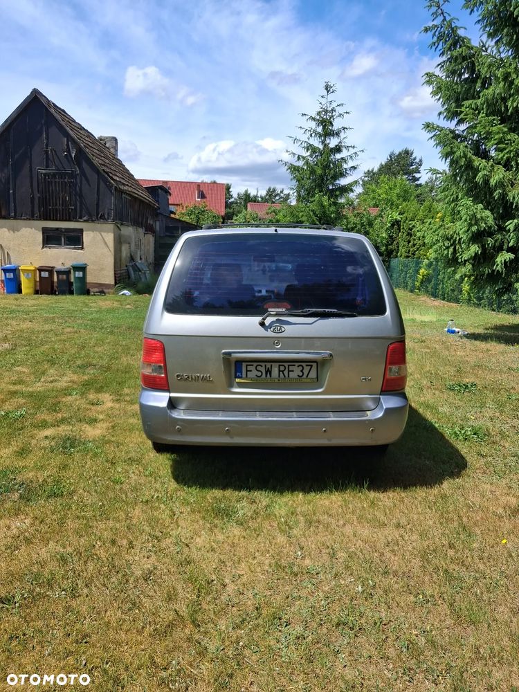 Kia Carnival 2.9 CRDi (klm lea) - 5