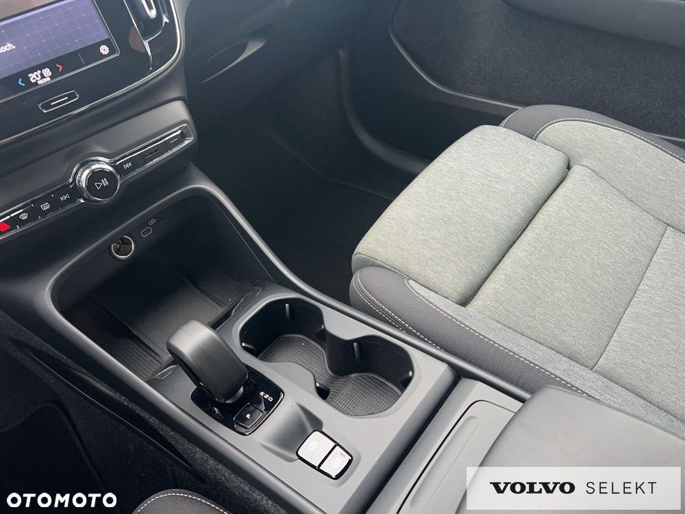 Volvo XC 40 - 15