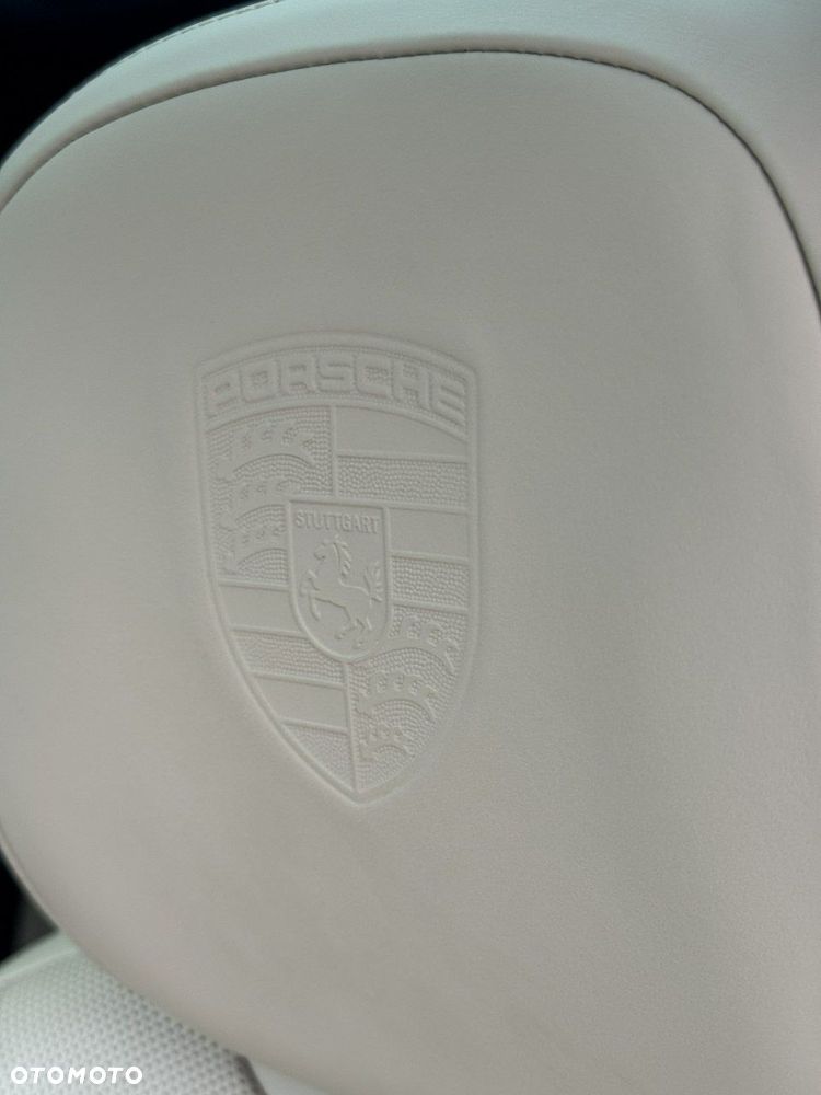 Porsche Cayenne - 30