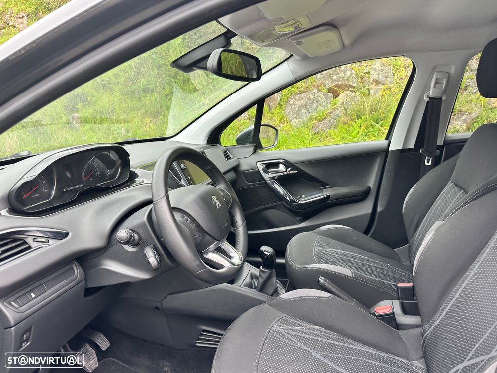 Peugeot 208 1.4 HDi Active - 20