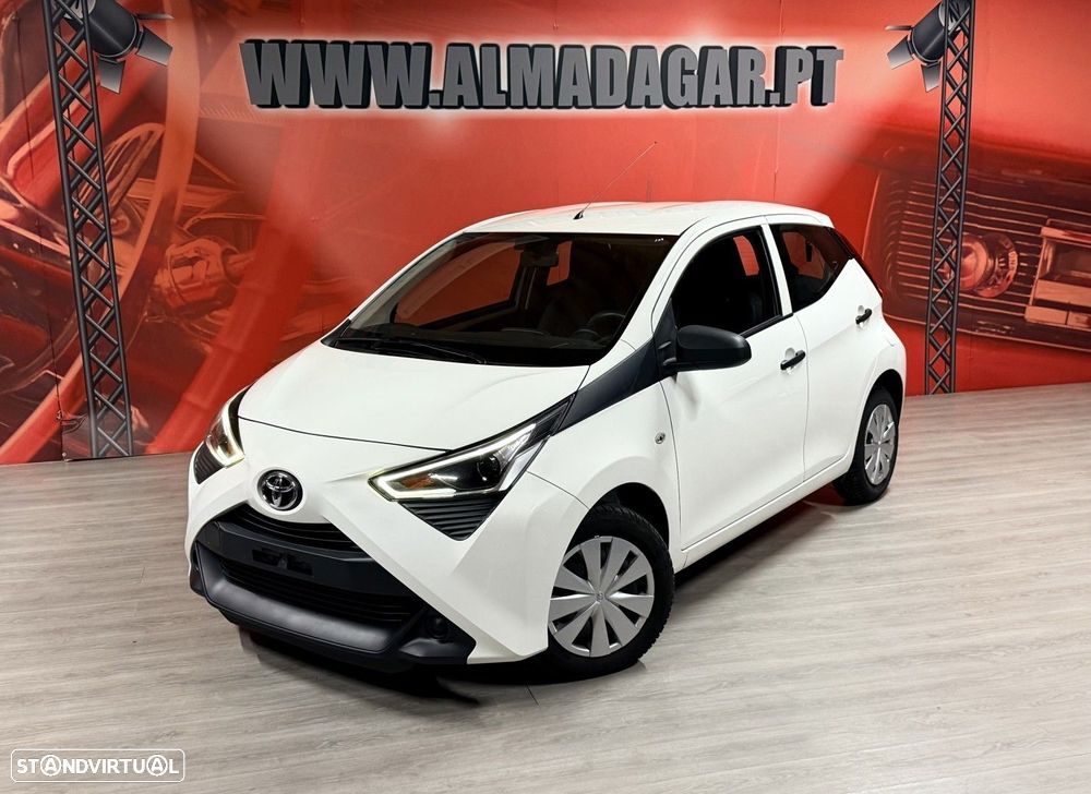 Toyota Aygo X 1.0 Envy - 2