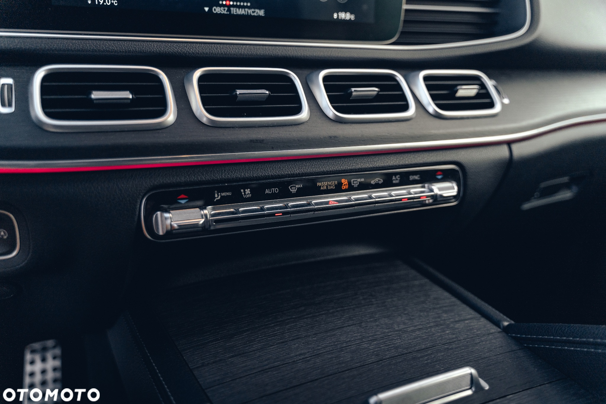 Mercedes-Benz GLE 300 d 4-Matic - 26